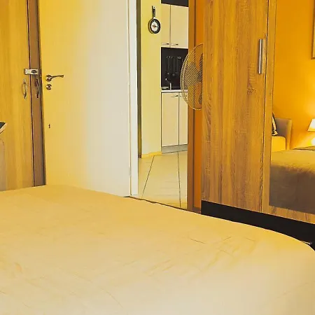 Amelia * サニービーチ